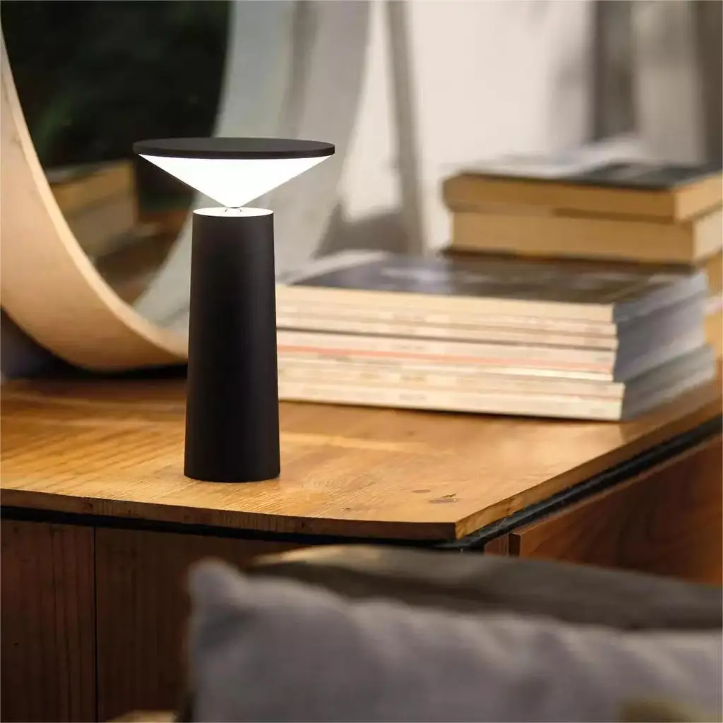Coffee Table Hotel Bedside Home Decor Lighting Desk Lamp Luxury Post Modern Rechargeable Battery Wireless Charging Led Desk Lamp