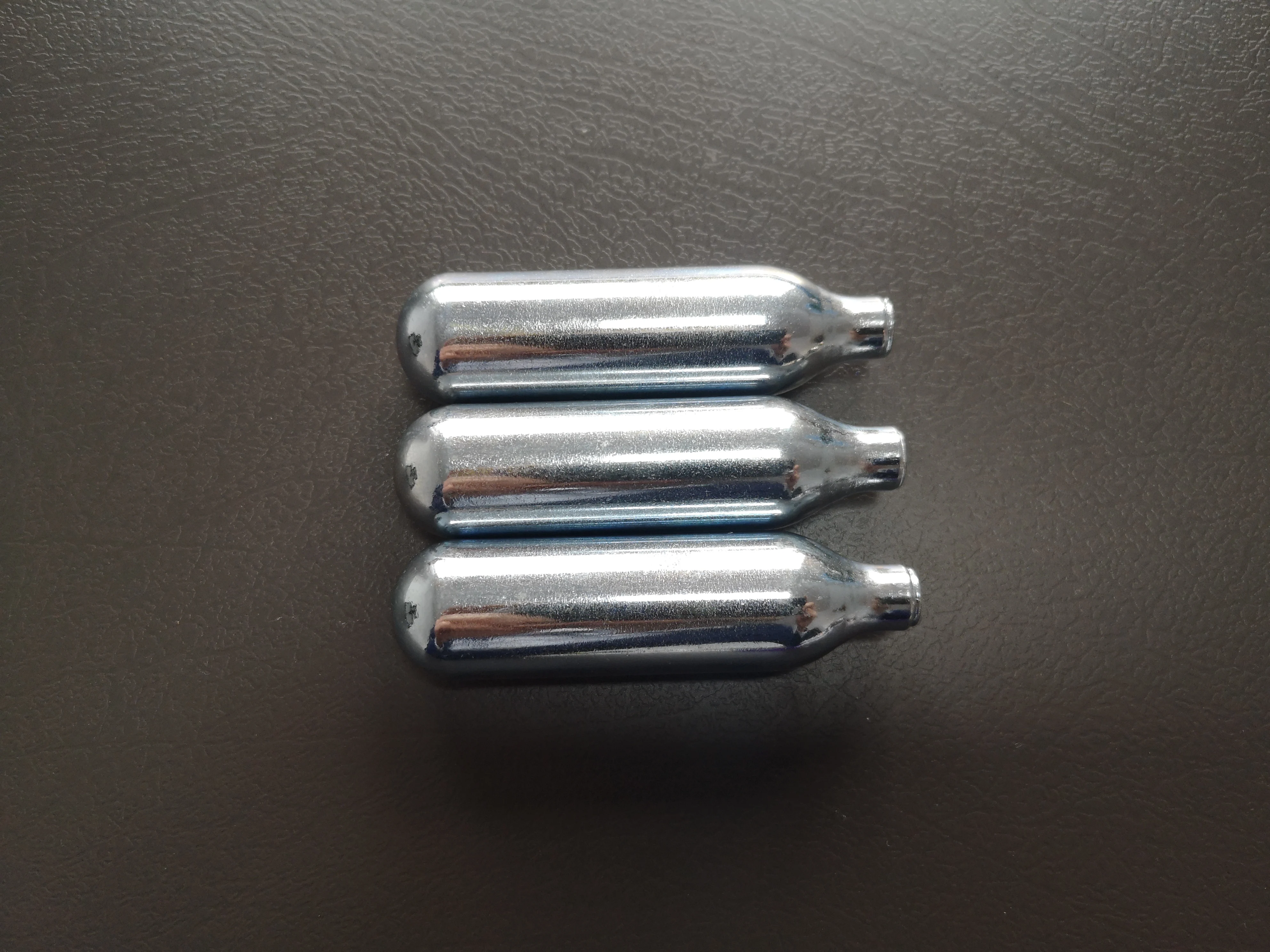 8g food grade Co2 Gas Machine Outdoor Picnic use Portable Soda Water Maker Sparkling drink Maker use Small Cylinder