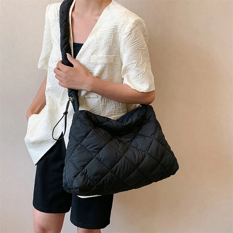 Custom Quilted Padded Hobo Bag for Women Pleated Shoulder Nylon Tote Handbag Purse Zipper Closure Bubbles Cloud Bag