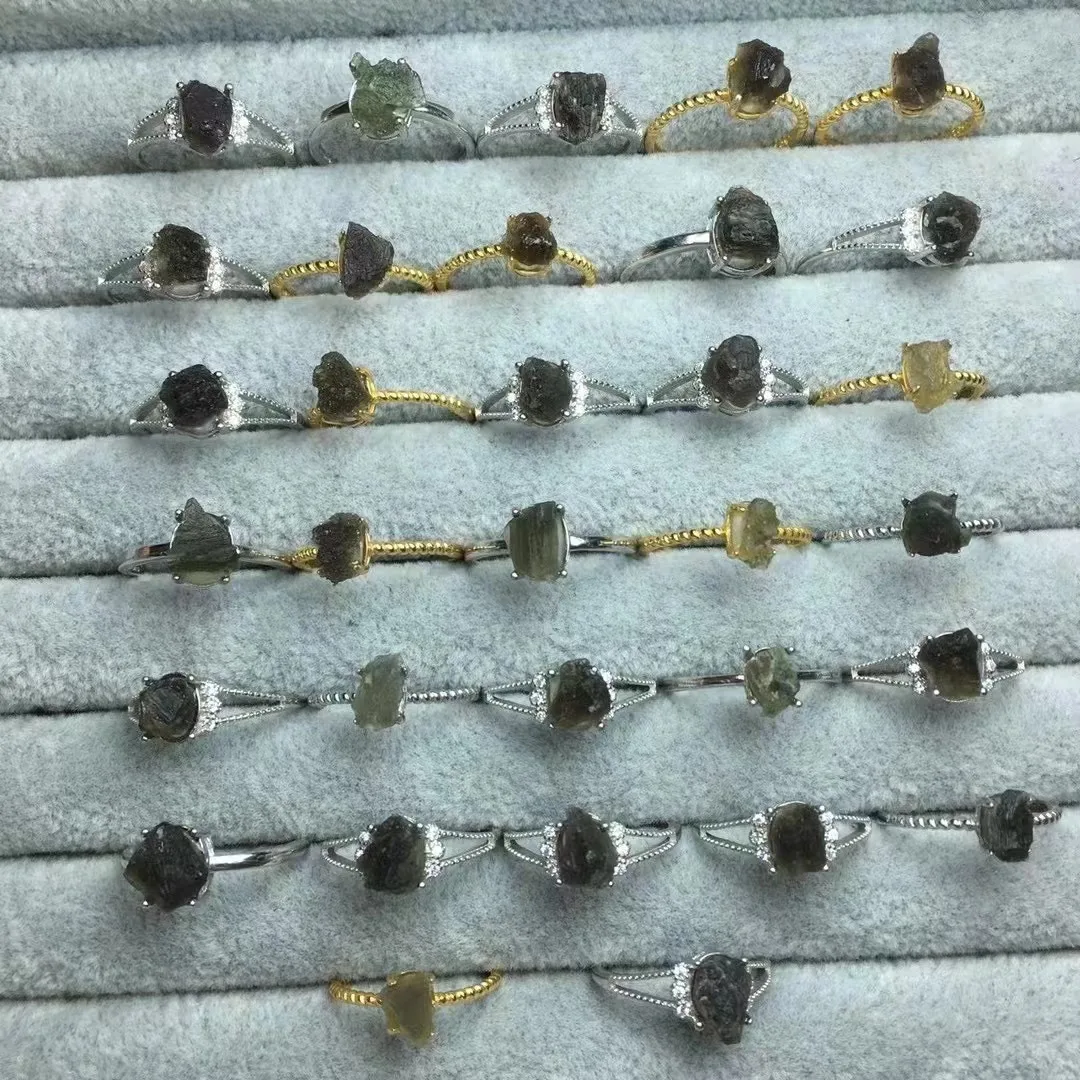 Fashionable Adjustable Crystal Gemstone Ring With 925silver Inlaid Moldavite Ring For Gift