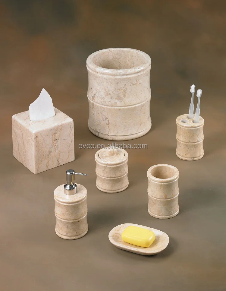 champagne panda bath