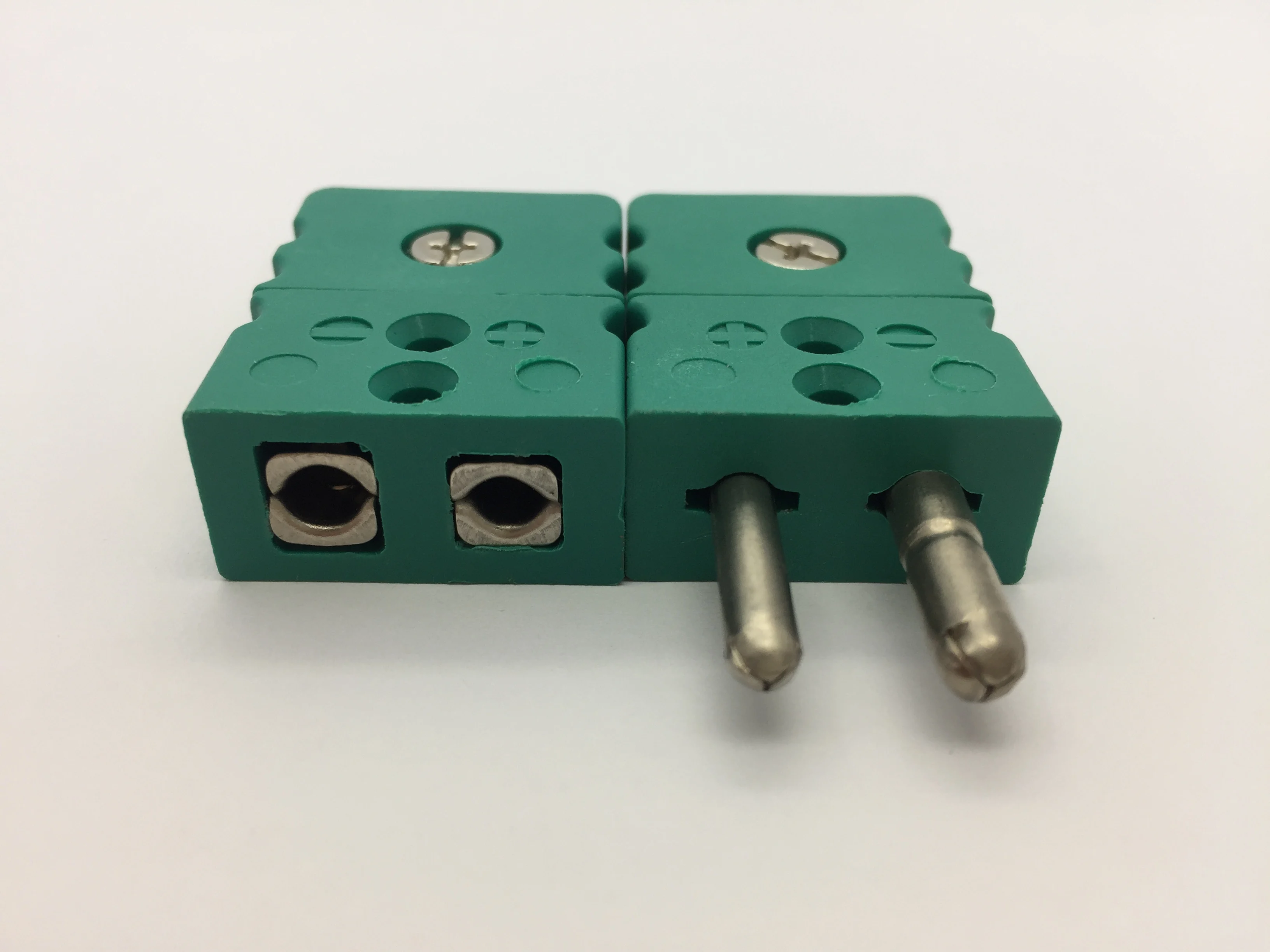 Customized Industrial Waterproof K Type Female And Male Thermocouple Connector Plug