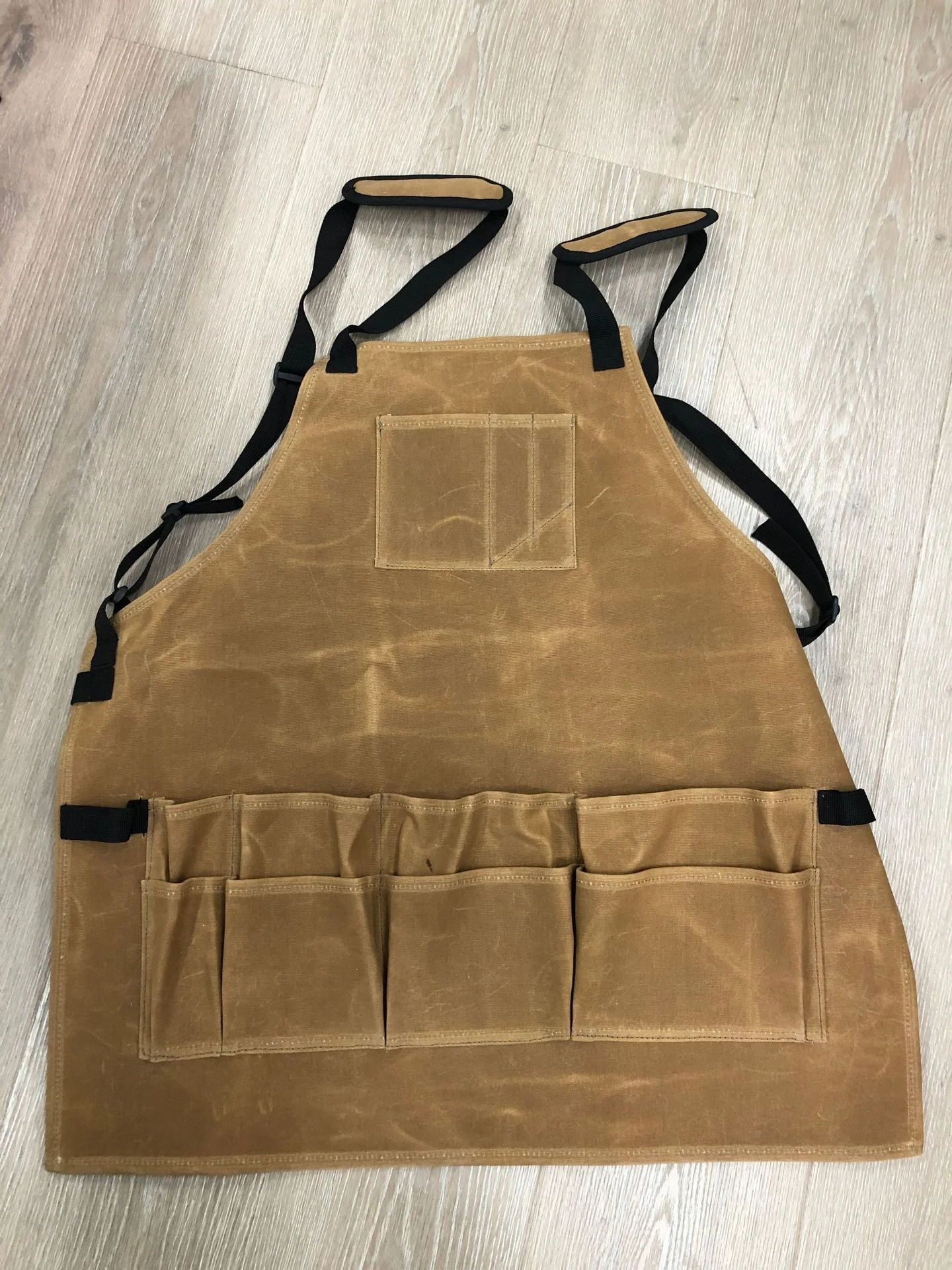 Wet wax waterproof canvas apron thickened waterproof and oil proof tool apron garden denim apron