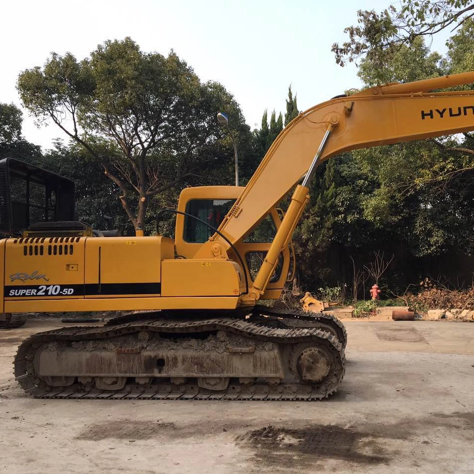 High quality hyundaii used 210-3G excavator fuel injection pump in low price for sale