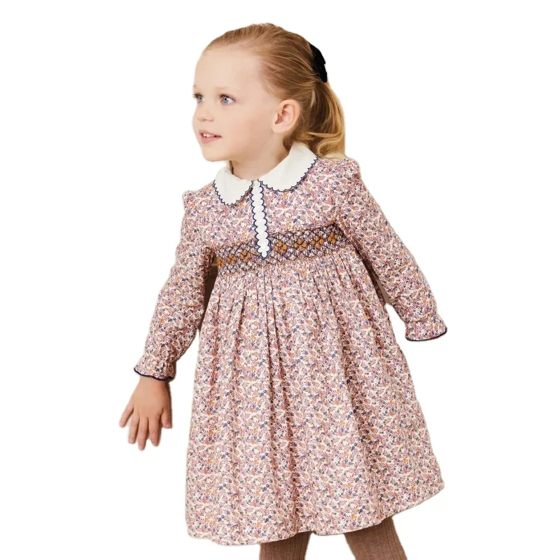 Wholesale Autumn Kids Dress for Girls Long Sleeve Liberty Floral Hand Smocked Frocks Peter Pan Collar Girls Smock Dresses