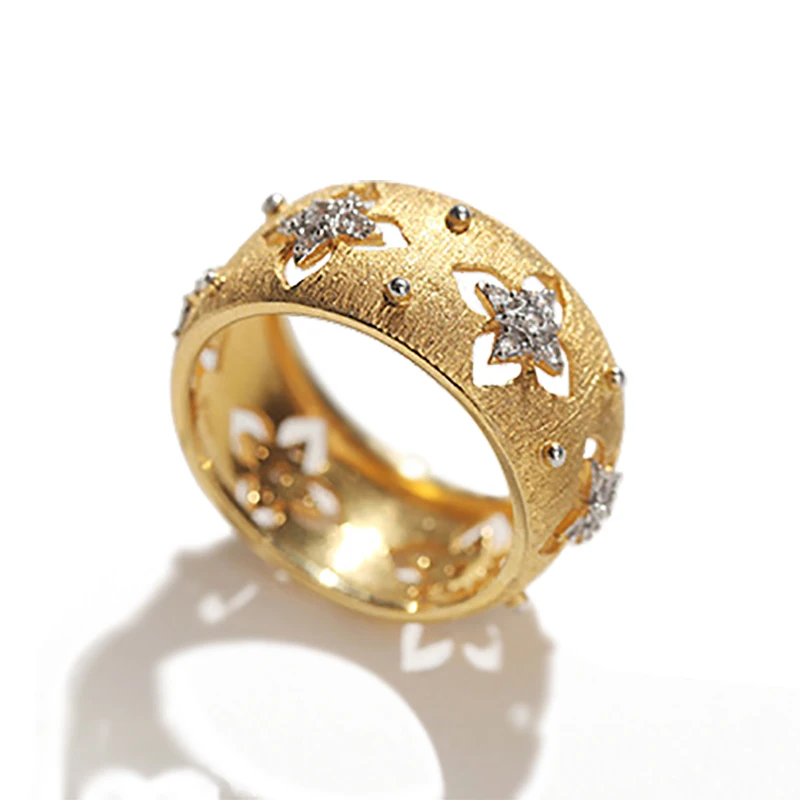 Изготовленные на заказ ювелирные изделия из Италии с золотым покрытием Серебряное кольцо в форме звезды драгоценным камнем