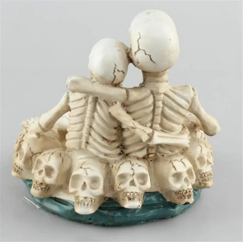 Creatively bone head Shape Resin Ashtray for Decoration