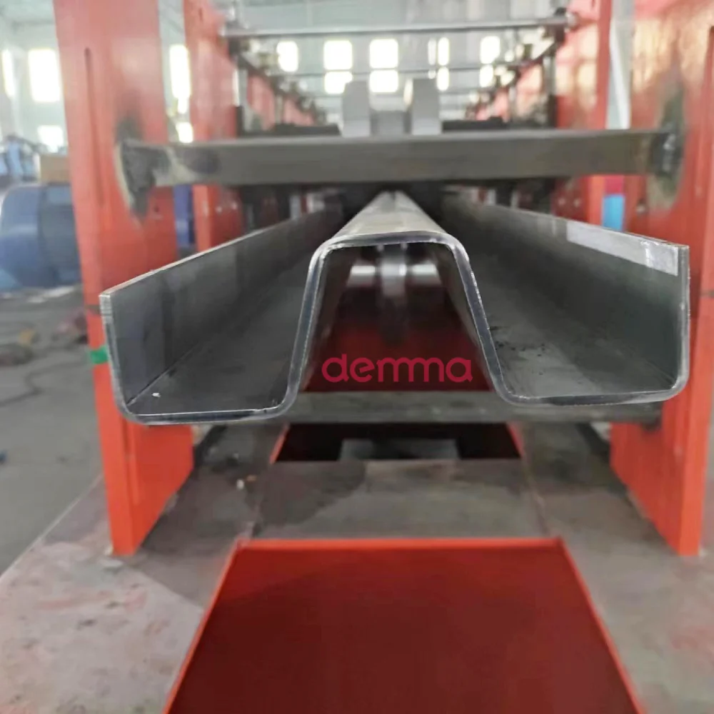 Full Automatic Highway Guardrail Bending Roll Forming Machine Metal Bending Machine For Highway Guardrail