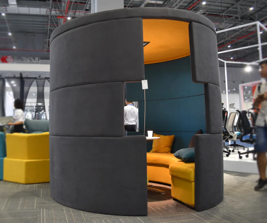 Lounge Fabric  office furniture 4 Seats soundproof  round meeting pod