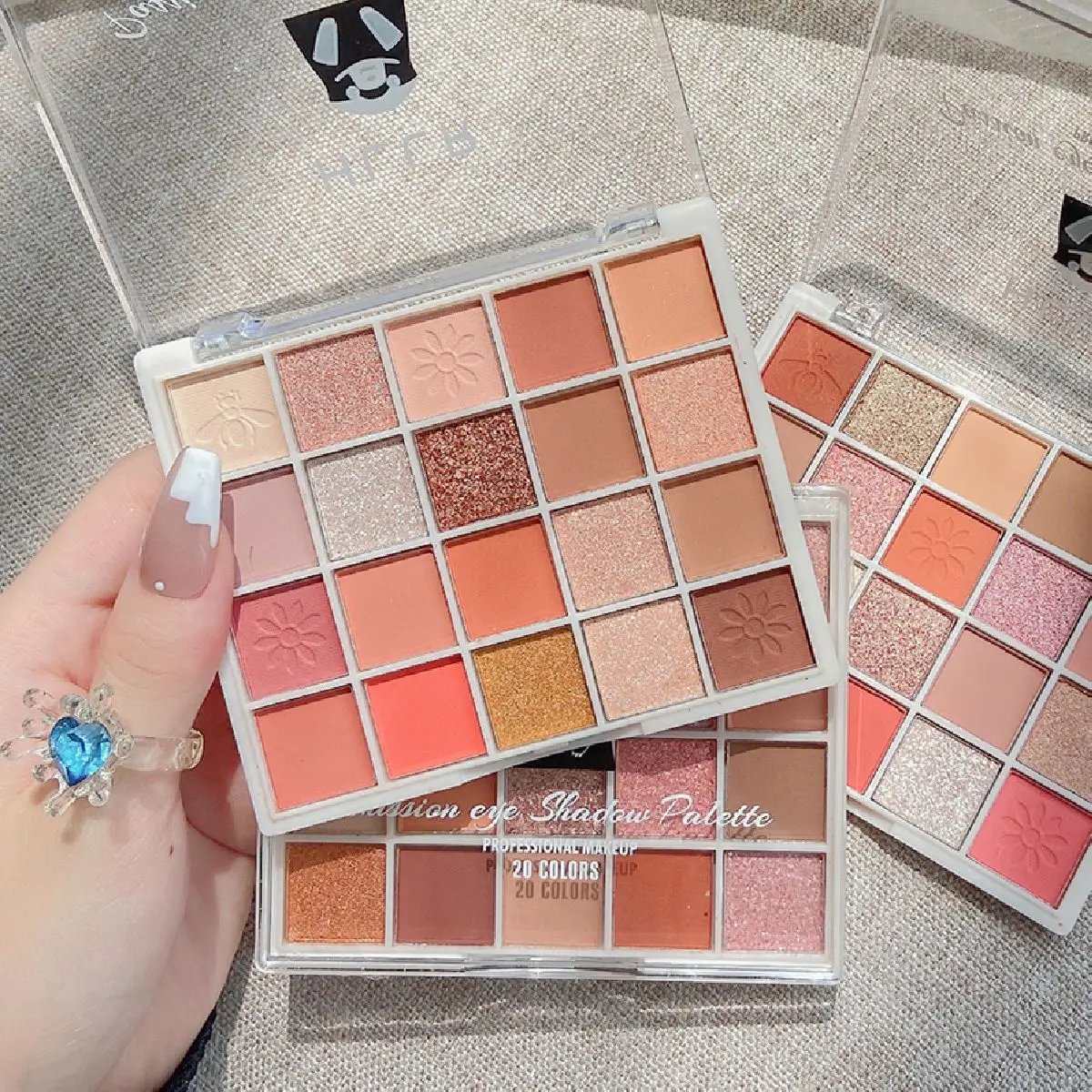 wholesale 20 color cosmetic eye shadow aluminum plate maquiagem profissional empty luxury eyeshadow palette plastic