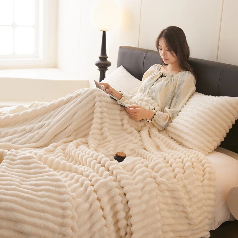Super Soft Solid Striped Flannel Throw Blanket for Winter Woven Fleece Plush for Couch Sofa Bedroom-Simple Style