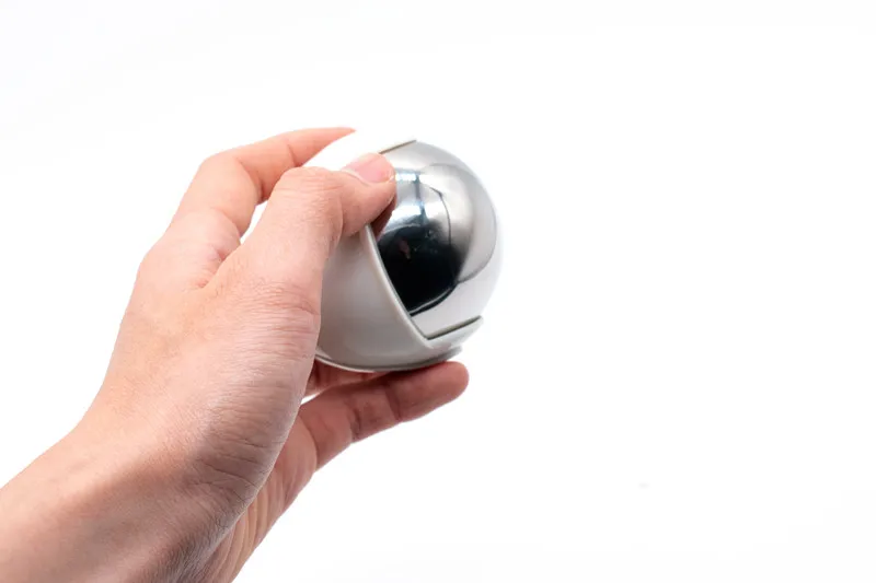 Unique desgin stainless steel facial massage ice balls home use heat or ice heat massage