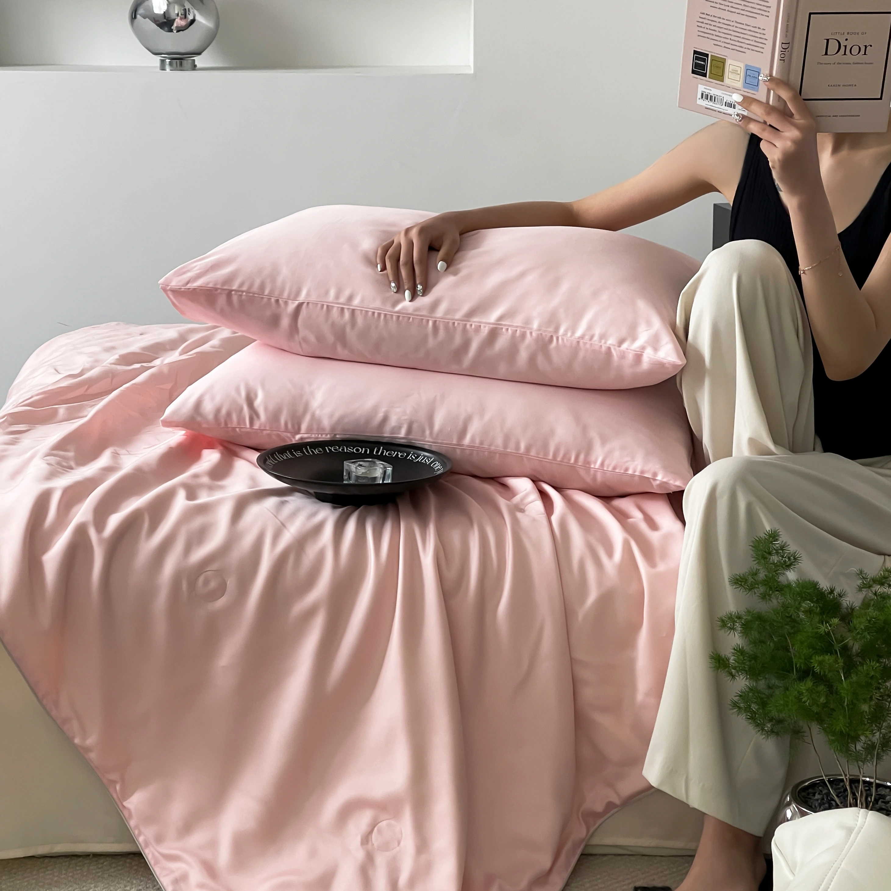 Высокое качество 60S мягкое и удобное стеганое одеяло из соевого микрофибры