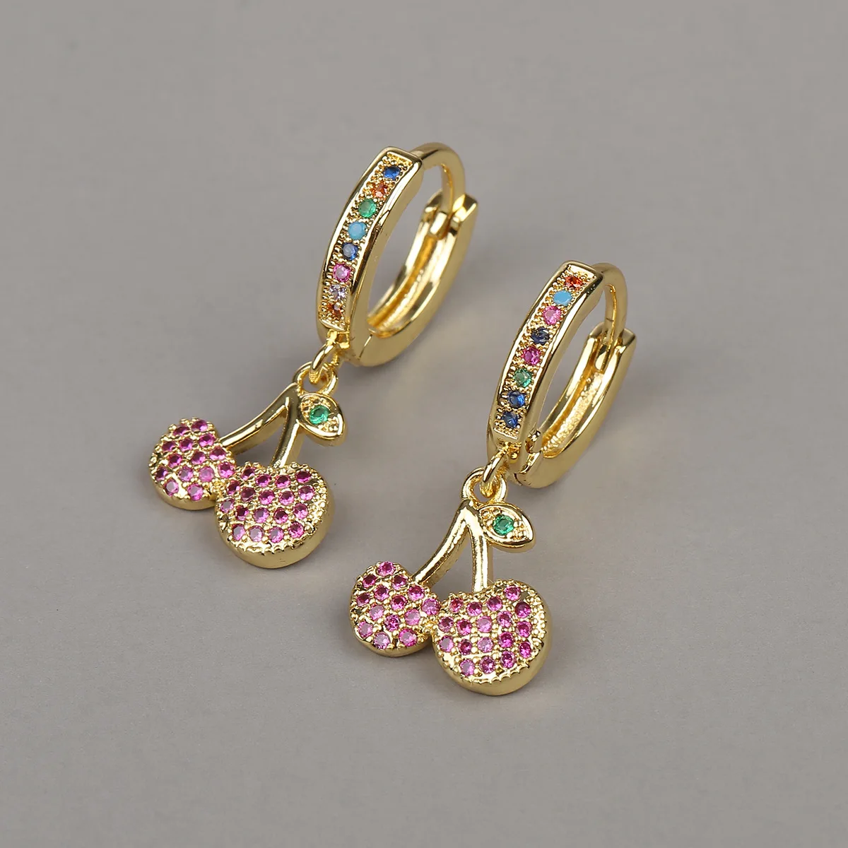 2021 New Hip Hop Jewelry 18k Gold Plated Dangle Earring Ice Out Cz Cubic Zirconia Colorful Cherry Drop Hoop