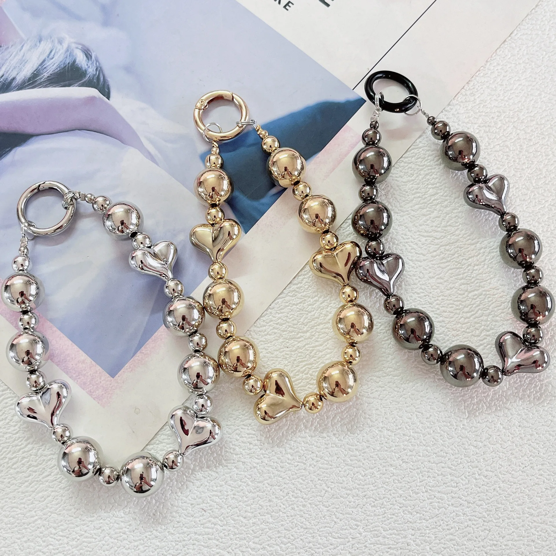 High-end fashion wrist strap creative mobile phone lanyard DIY chain hand-beaded mobile phone pendant