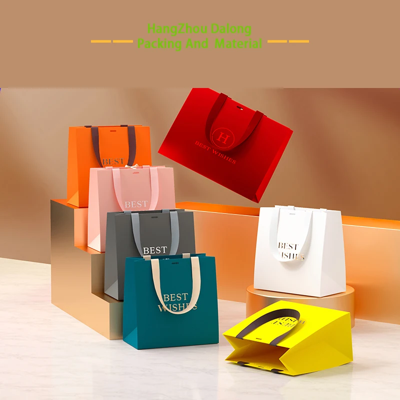 Kraft paper bag custom clothing shopping handbag gift bag catering takeout packaging paper logo printing bag (1600522482371)