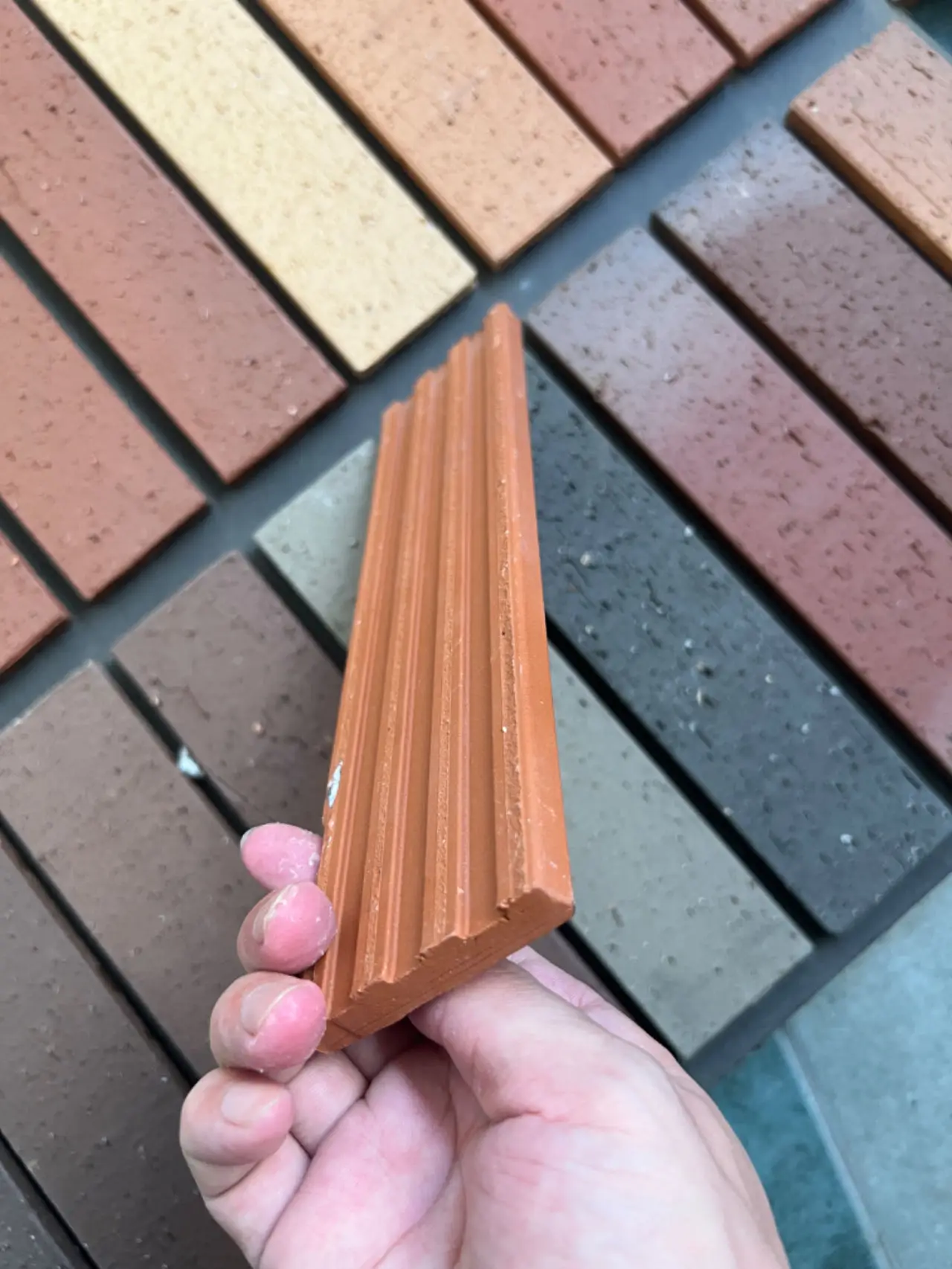 Hot Selling Yellow Clay Bricks Flexible Wall Natural Stone Wall Cladding Tile Cheap Price Building Materials
