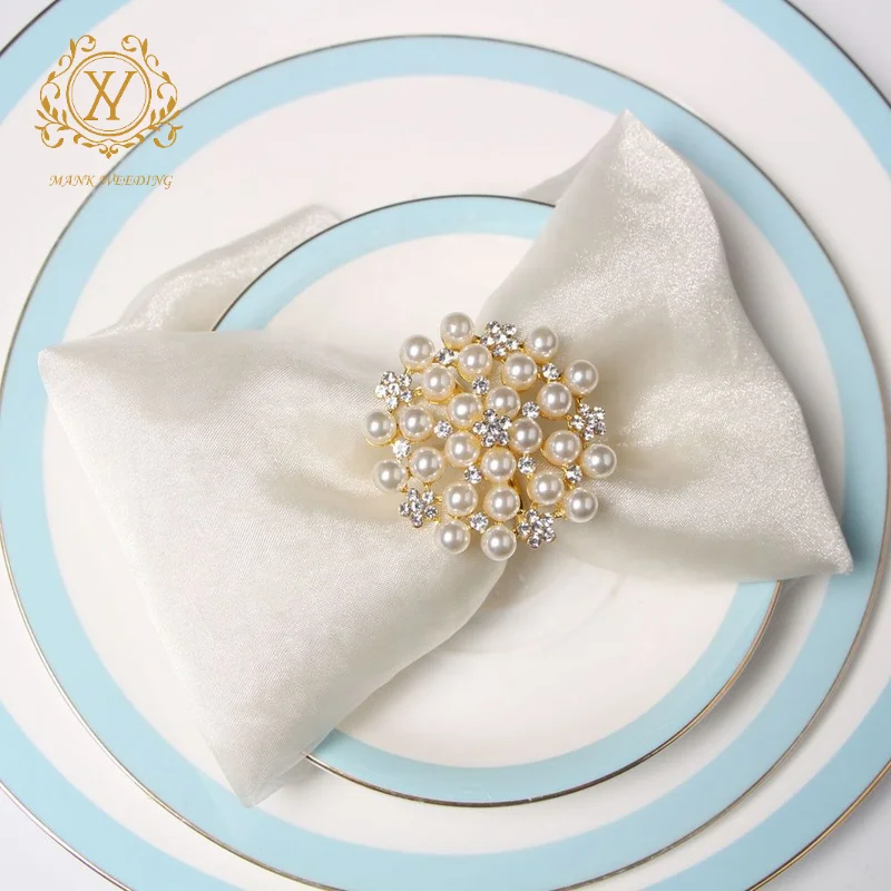 New Wedding Holiday Table Decorations Shiny Rhinestone Gold Pearl Napkin Ring Christmas Snowflake Napkin Buckle