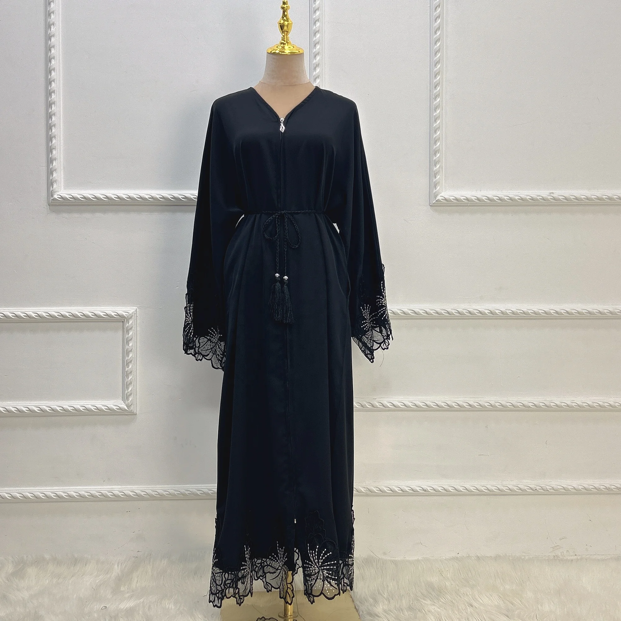 Loriya Clearance Sale Dubai Abaya Lace Embroidery Classy Black Abaya EID islamic Clothing Nida Fabric Modest Open Kimono Abaya