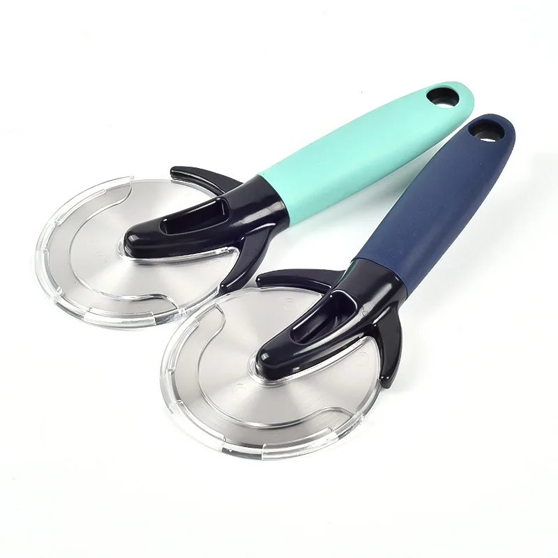 Stainless Steel Pizza Cutter Kitchen Supplies Multipurpose Super Sharp Pizza Cutter Plastic Handle Wheel Pizza Dispersed Tools