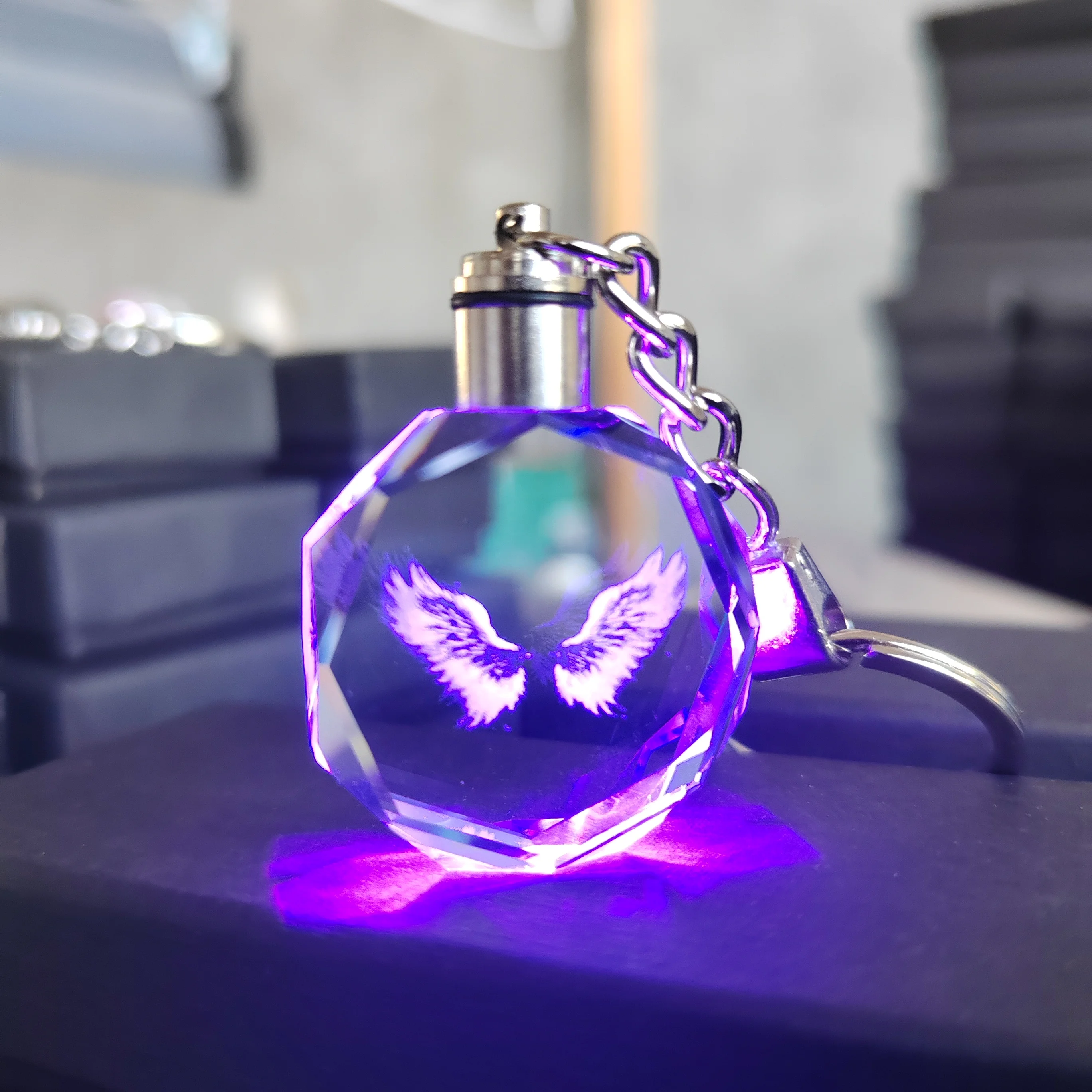 wholesale hallowmas gift 3d laser crystal keychain with led light custom glass diamond keychain for holiday  gifts