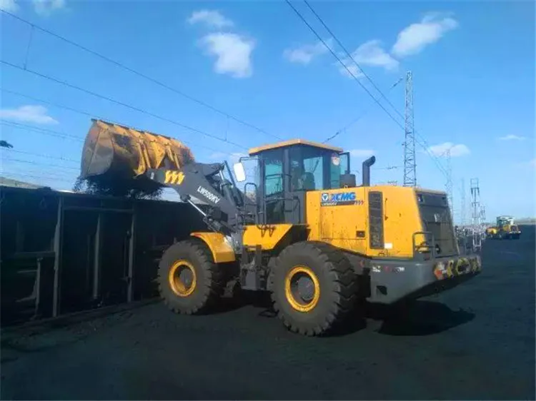  Автопогрузчик XCMG 5 тонн LW500KV б/у на