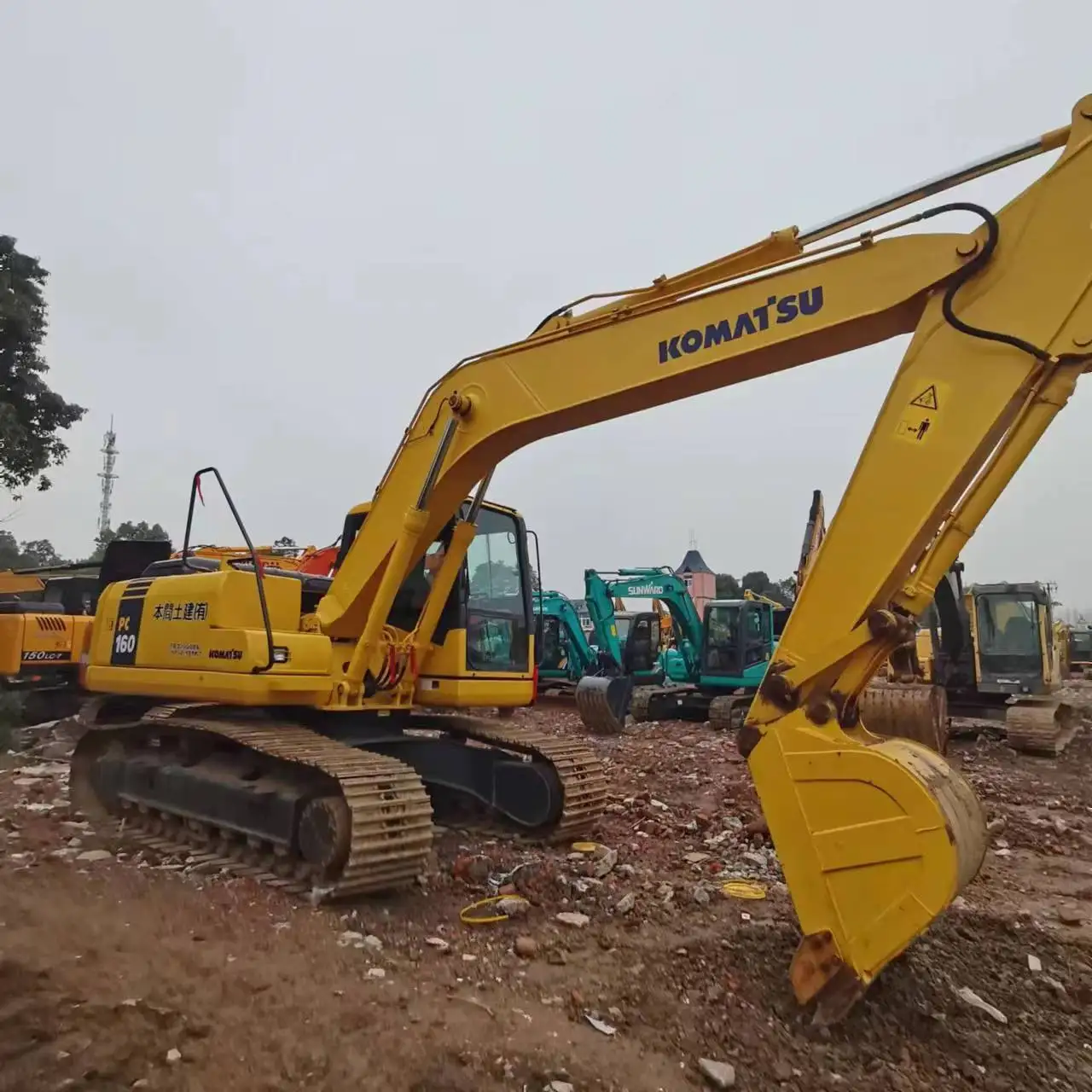 Экскаваторы Komatsu 16 тонн PC160 оригинальный японский для инженерного строительства