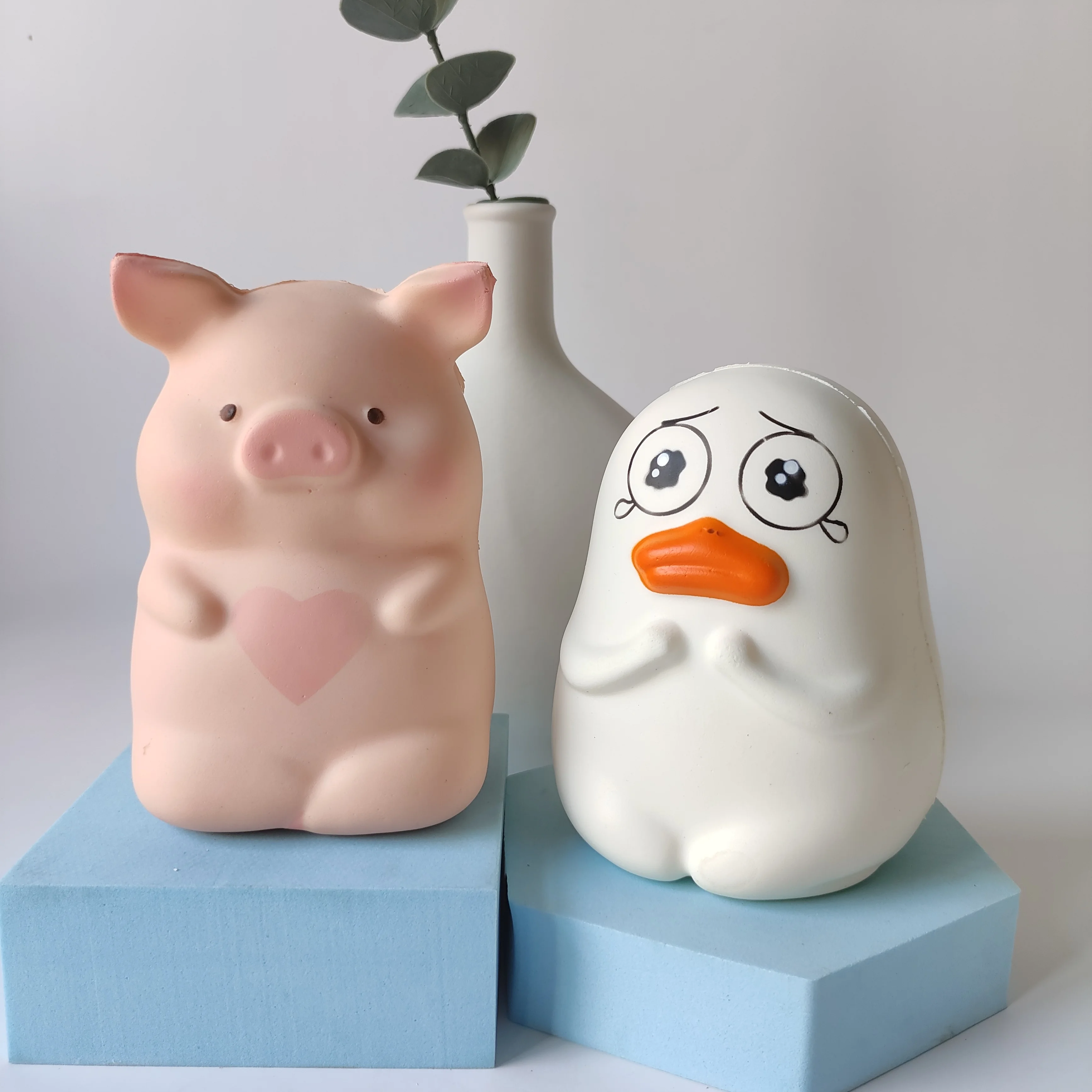 2024 Wholesale large slow rebound simulated animal cabbage fidget decompression squeeze decompression toy