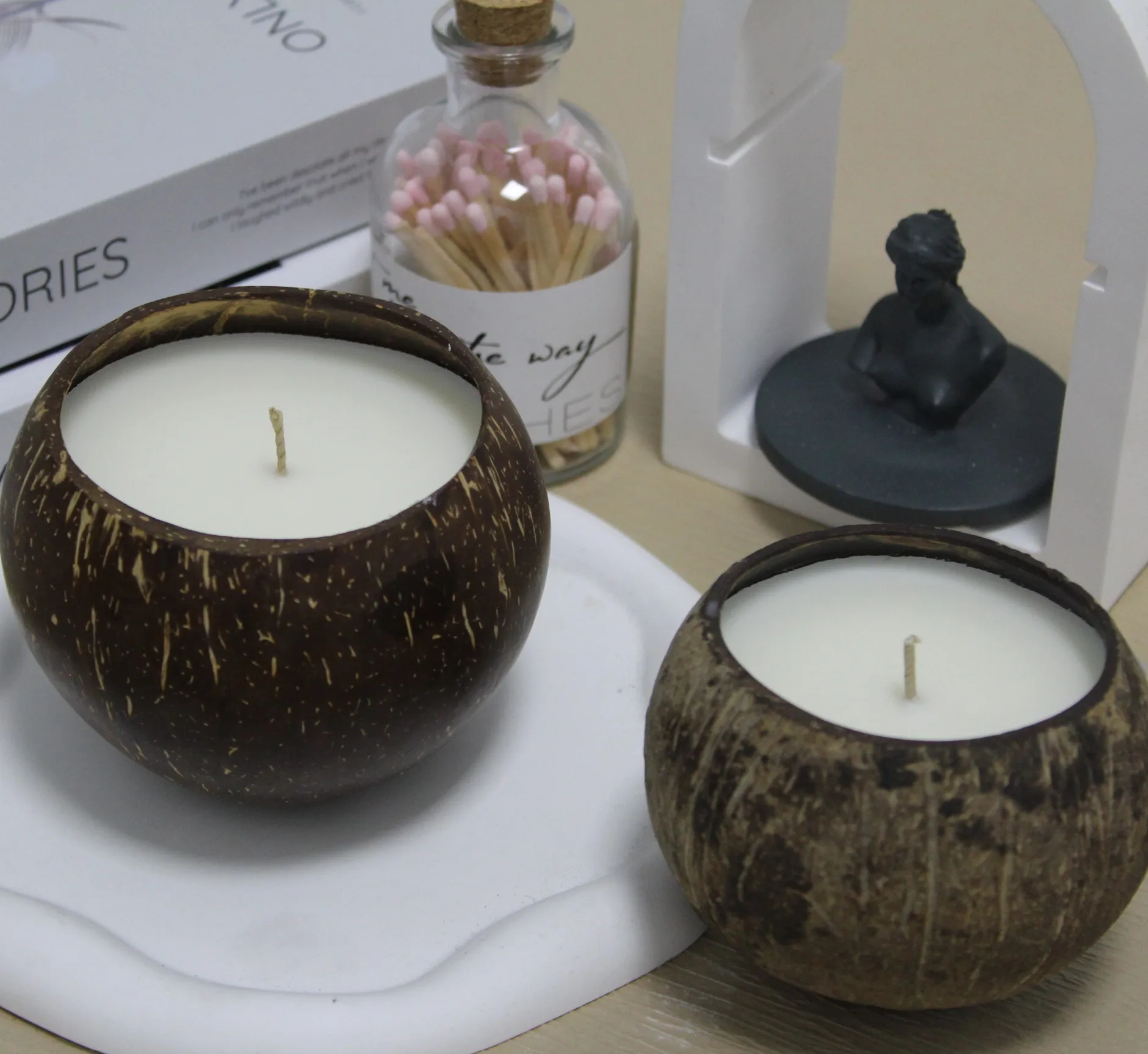 Handmade Eco-Friendly Coconut Shell Bowl Scented Candles Natural Soy Wax Oil Creative Gift Weddings Christmas Easter Diwali Bulk