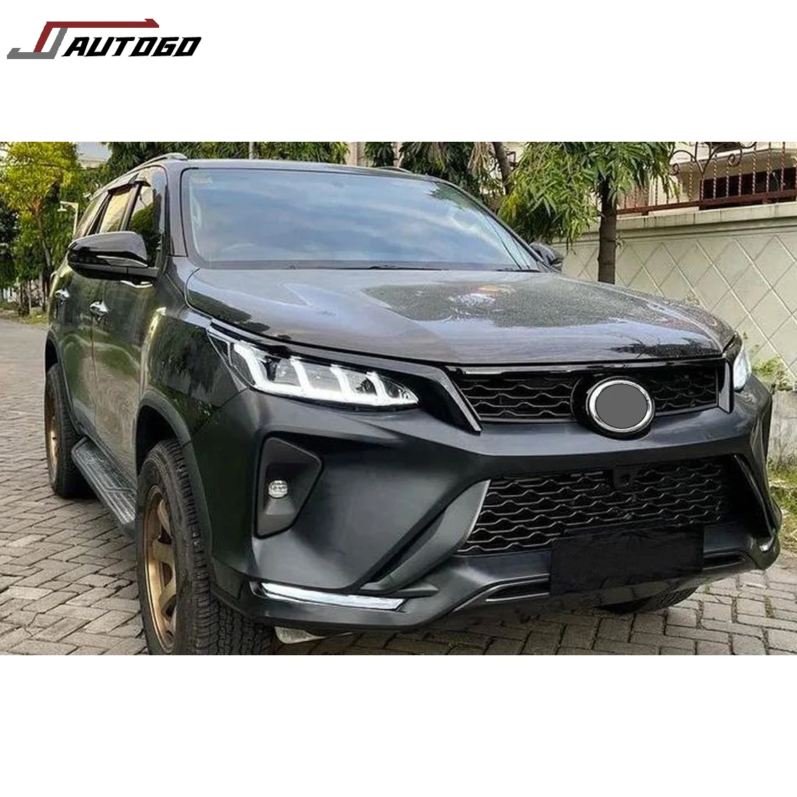 Body Kit For Toyota Fortuner 2016 2017 2018 2019 2020 Update to Legender with Front+Rear Bumper Lamp+Grille assembly