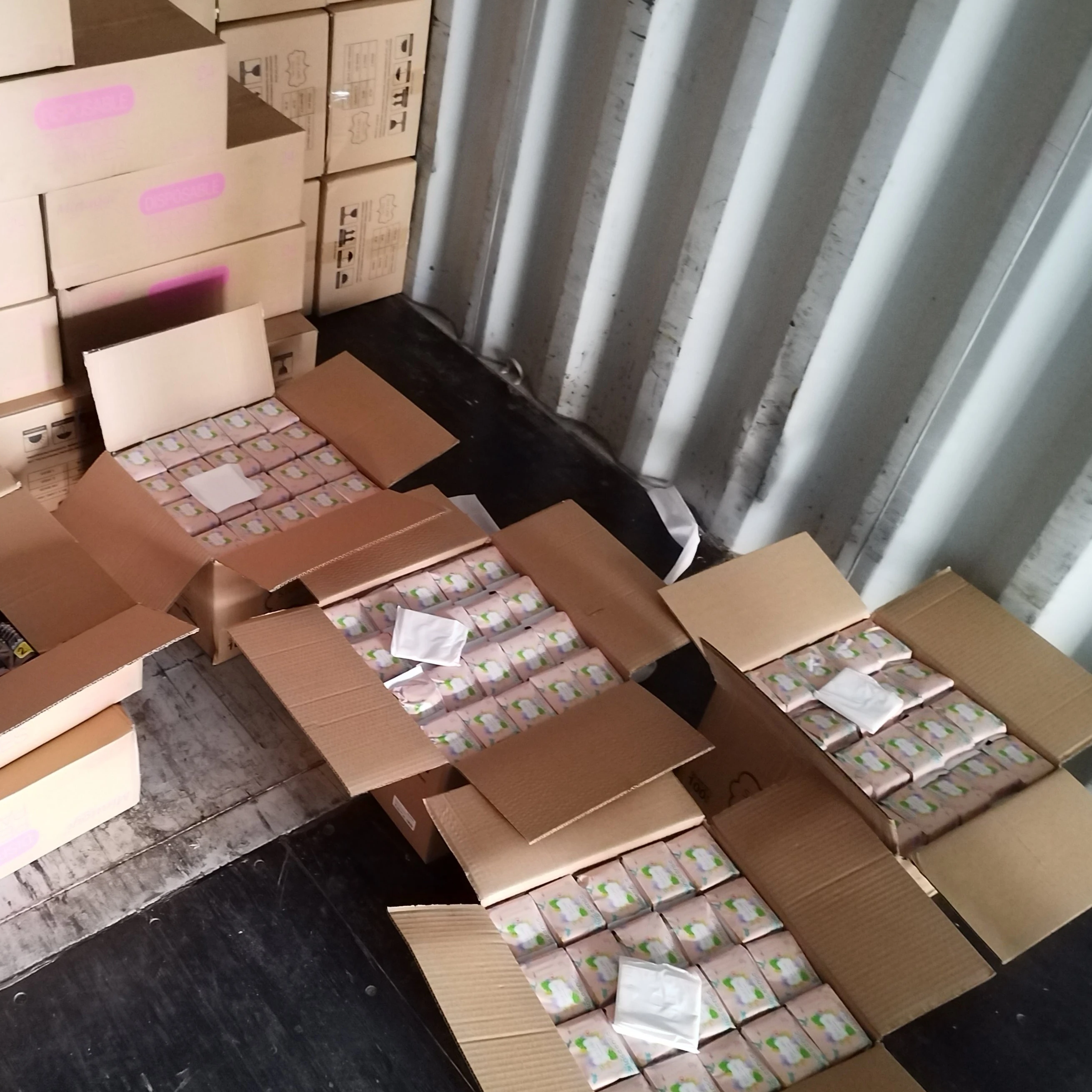Wholesale cheap feminine hygiene products private label super absorption sanitary napkin manufacturers