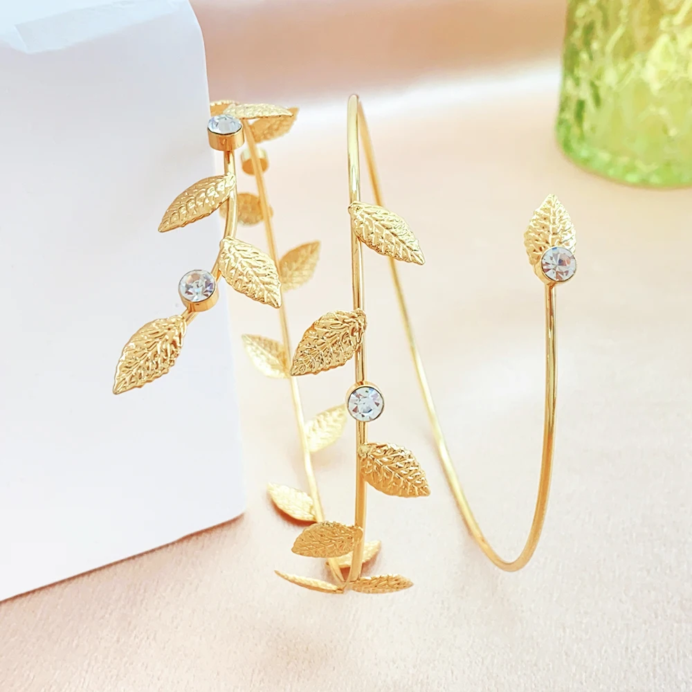 New fashion simple style hot sale gold plated jewelry leaf glass rhinestone big hoop alloy bracelet for women