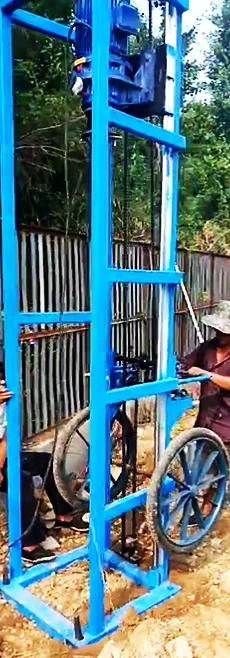 Hot Selling Portable Drilling Rig/ Small Drilling Machine/Crawler Mounted Solar Pile Driver ground screw spiral piling machine