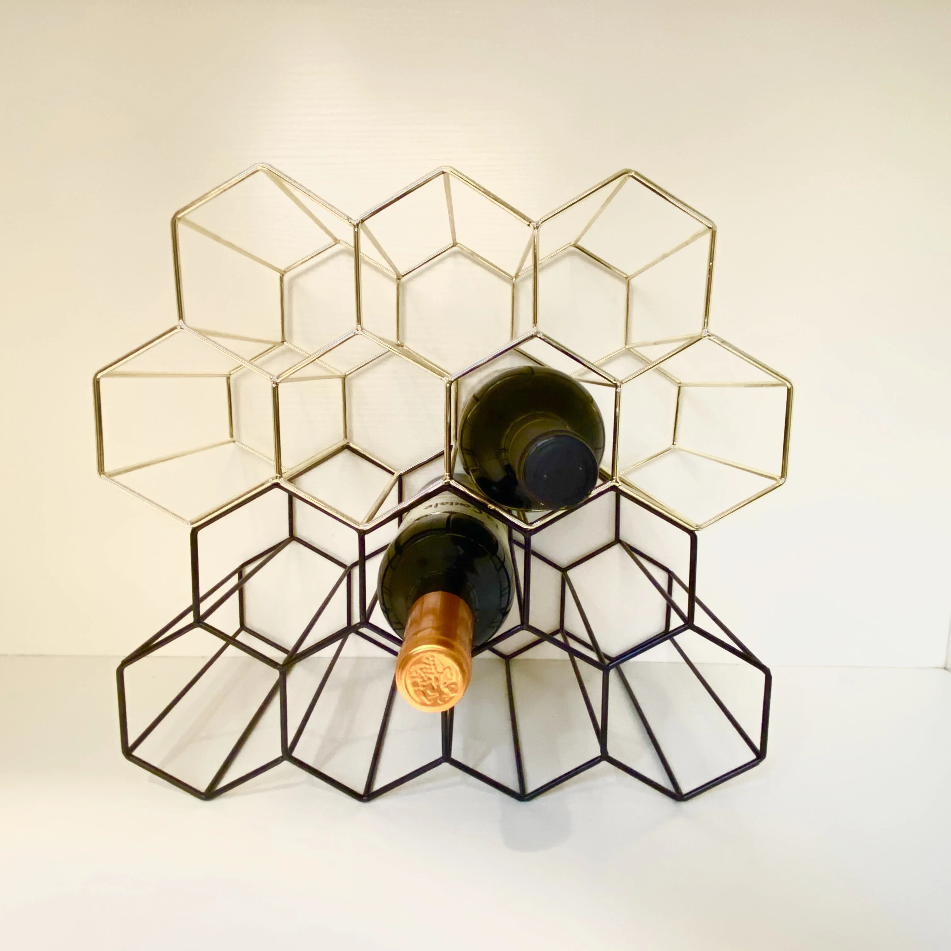 550-10C Home Decor  Honeycomb Shape Metal Gold 7 Bottles Wine Rack Holder Stackable Free Standing