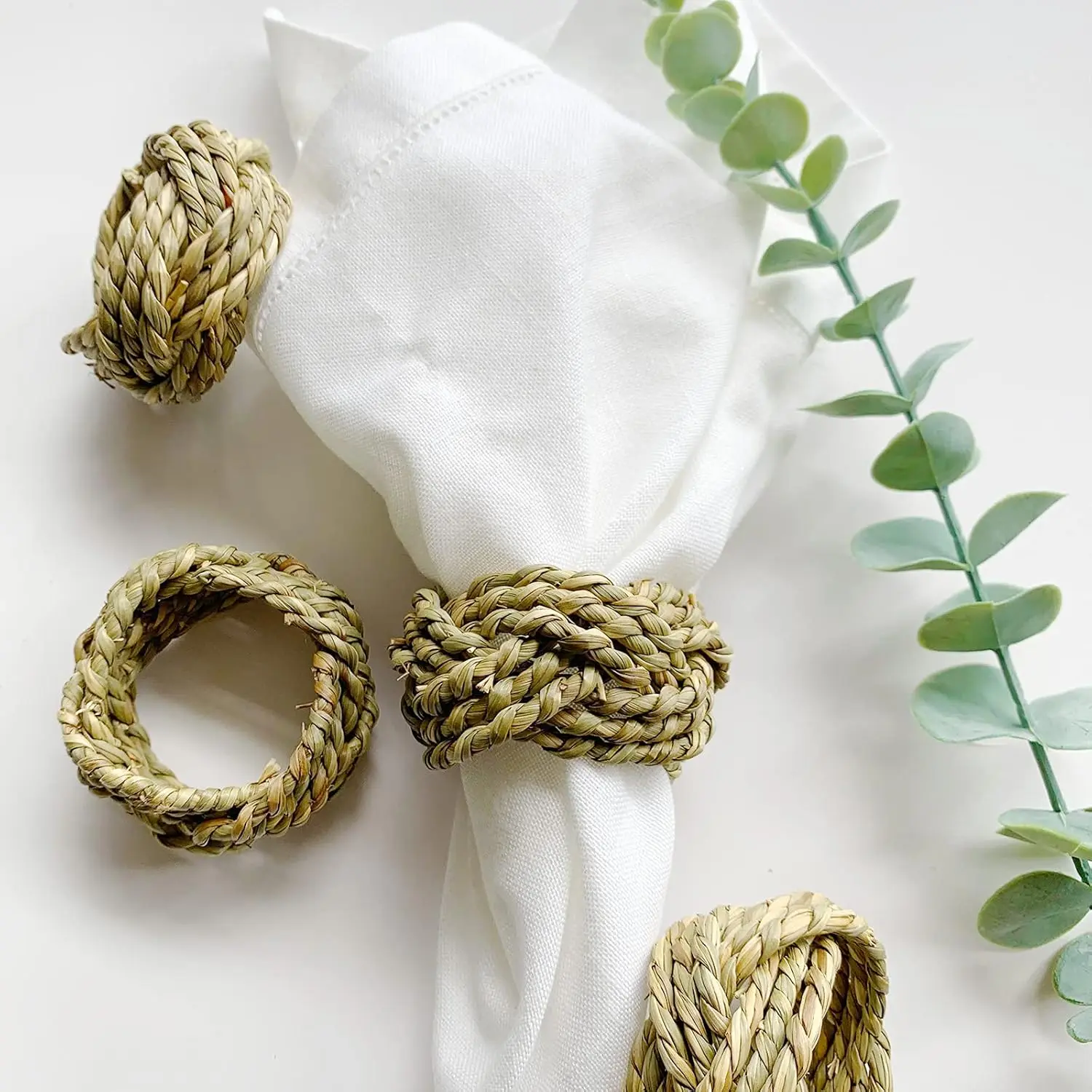 Handmade Rustic Water Hyacinth Woven Napkin Ring Decorative Dining Hemp Napkin Holders for Wedding Party Christmas Table