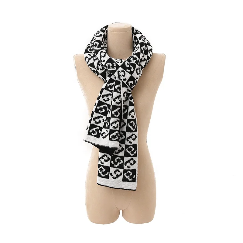 Custom Korean Classic Number Messy Scarf Geometric Fashion Wild Shawl Autumn Winter Warmer Shawl Scarf