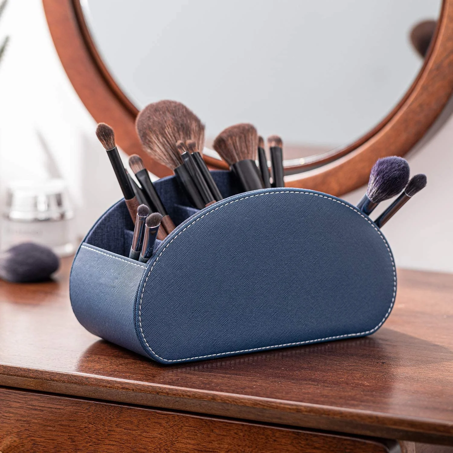 TV Remote Control Holders Organizer Box with 5 Compartment PU Leather Multi functional Storage Store Remote Holders Brush Pencil