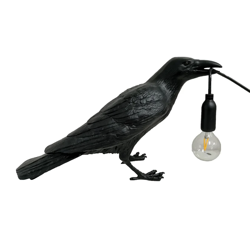 European Style Gold Resin Table Lamp LED Light Source for Indoor Lighting for Living Room and Bedroom Decor