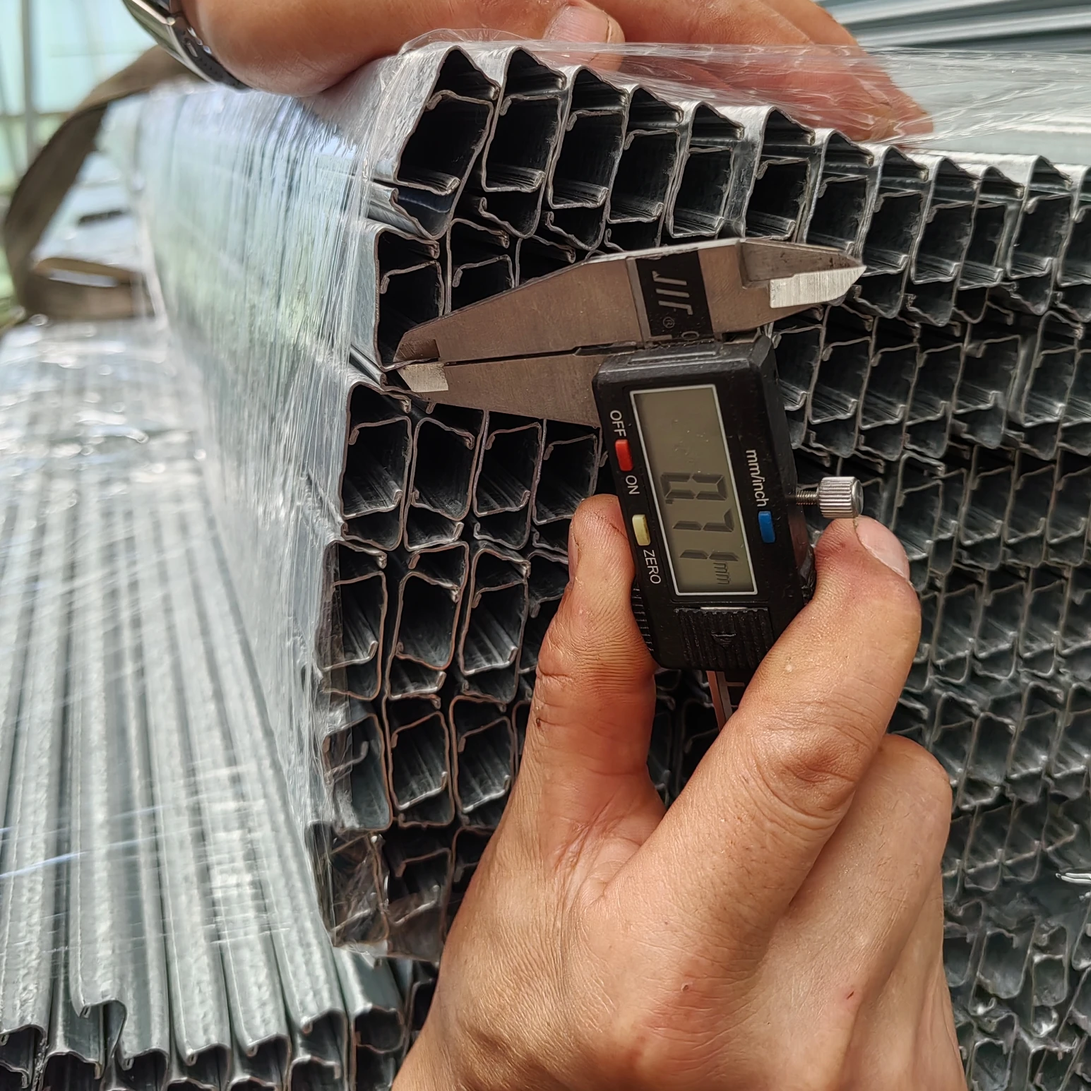 Hot Selling Fixing Poly Film Profile Lock Channel And Spring Wire For Greenhouse,Greenhouse Accessories For Sale