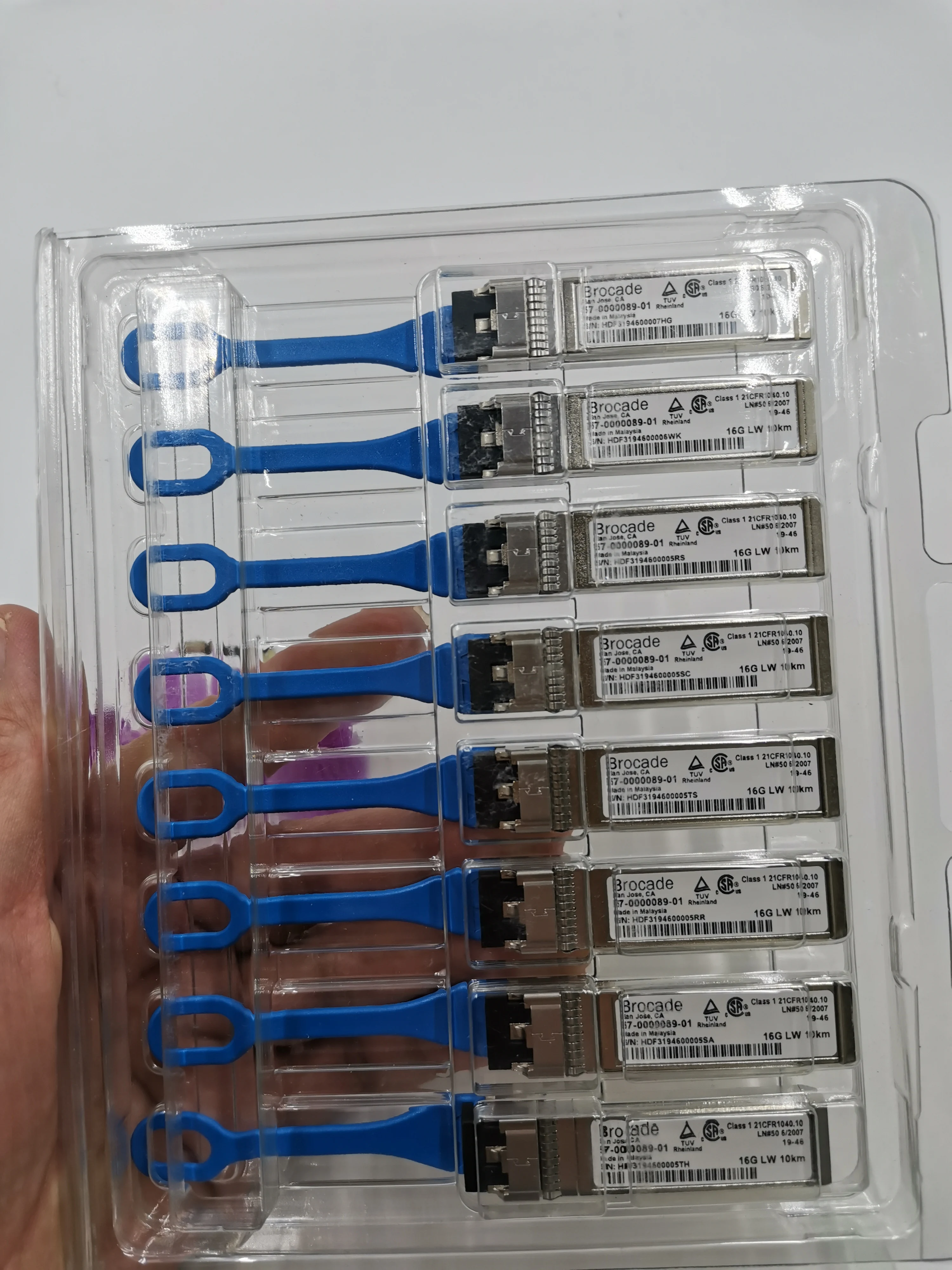 BR-SMED8PTPOD-01 XBR-SMED8PTPOD-32G S/W 8P POD 32G SWL
