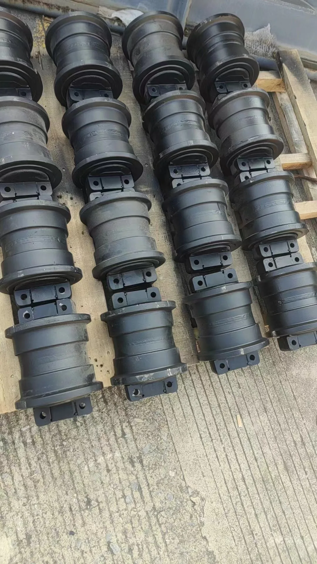 2038734 Track Roller Bottom Roller Top Roller for Asphalt Paver