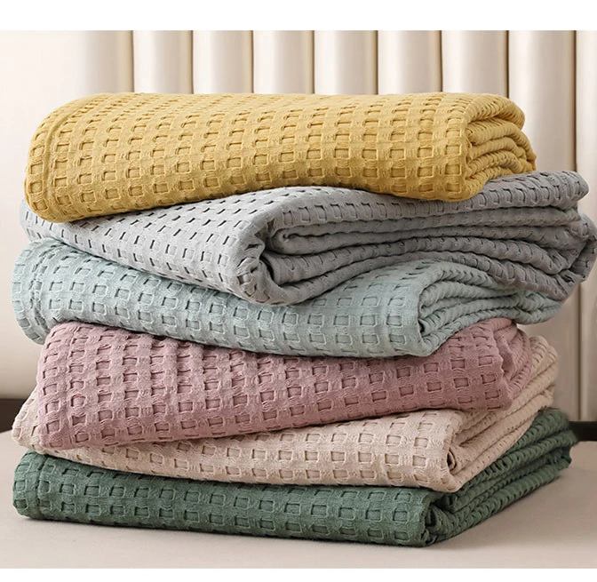 Customization Soft Solid Color Home Decor Woven Plaid Summer Cool Muslin 100% Cotton Gauze Waffle Throw Blankets
