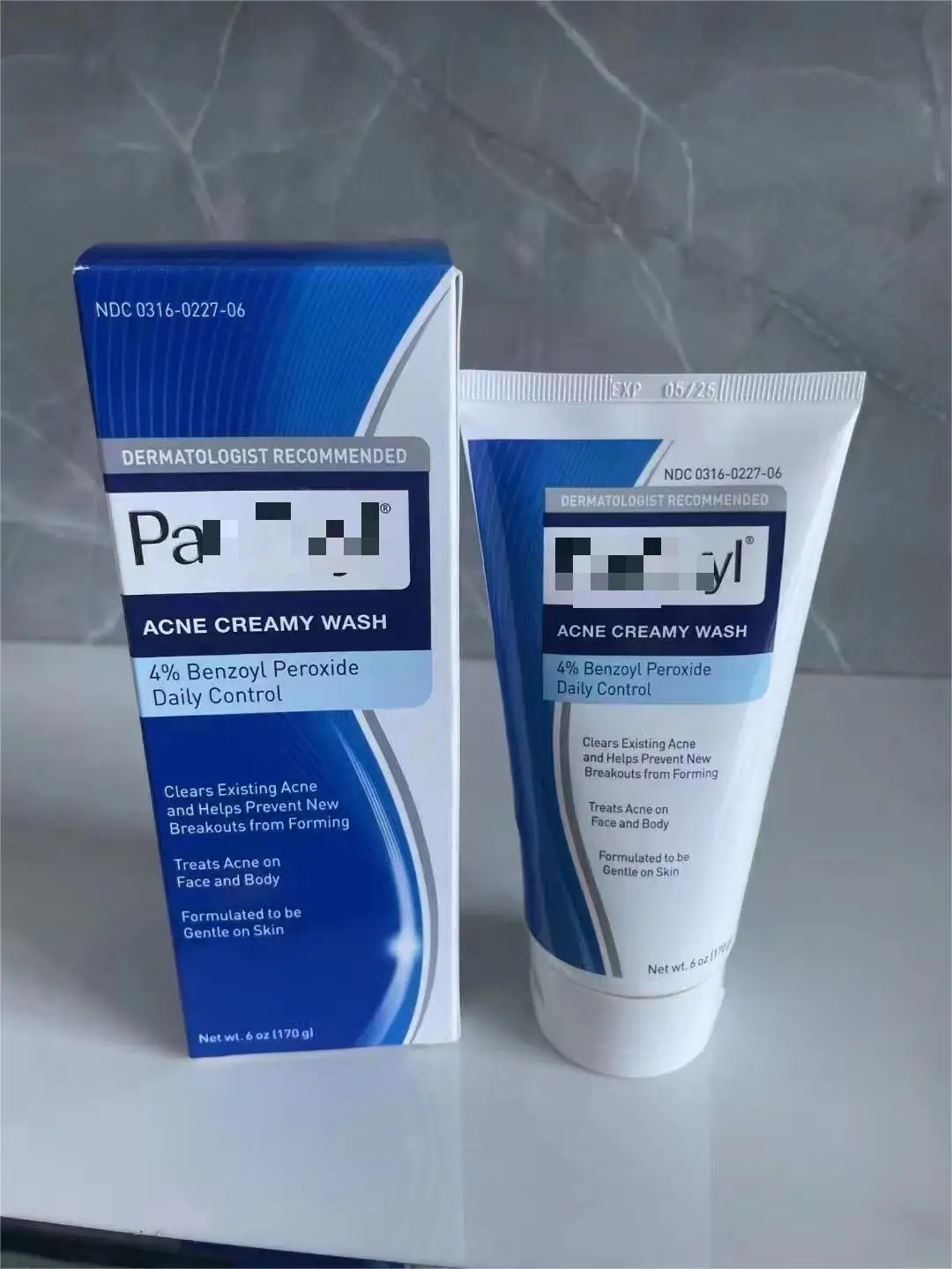 Amino Acid Panoxyl Facial Cleanser Remove Printing Control Oil Mild and Refreshing Facial Cleanser Wholesale