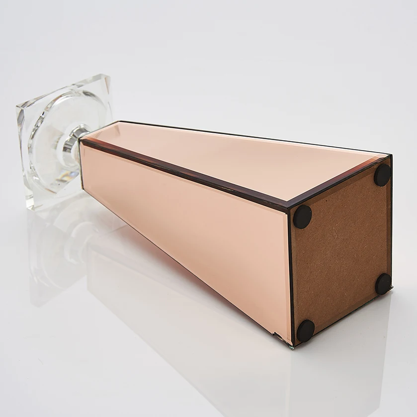 
High Quality Custom Contracted Geometric Red Crystal Candlestick For Sale 