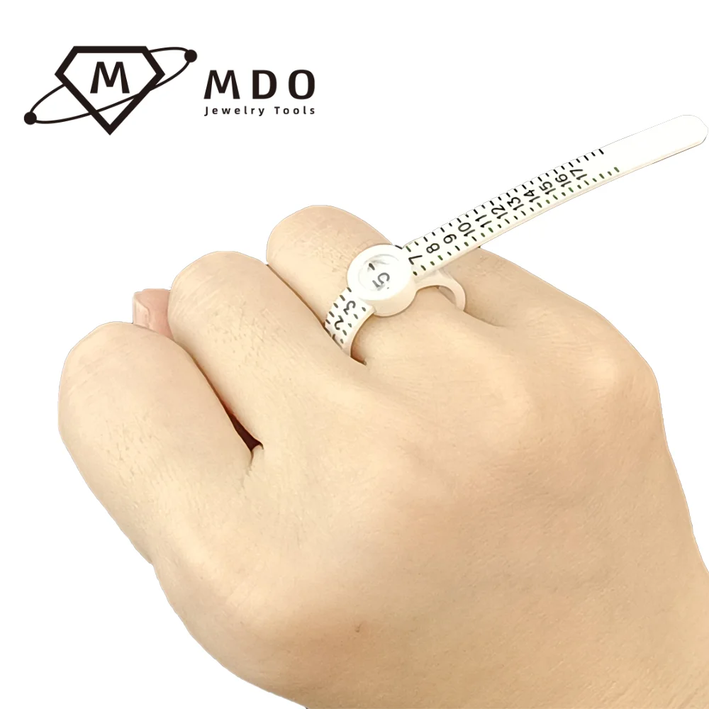 High Quality Economical Durable Using Jewelry Ring Measuring Tools White Finger Gauge Ruler Plastic Ring Sizer with Magnifier