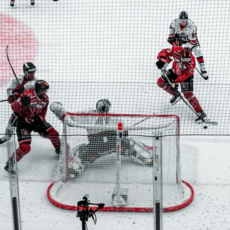 Custom Convenience Flexible Synthetic Indoor Outdoor Ice Skating Rinks Floorboard Ice Rink Dasher Board