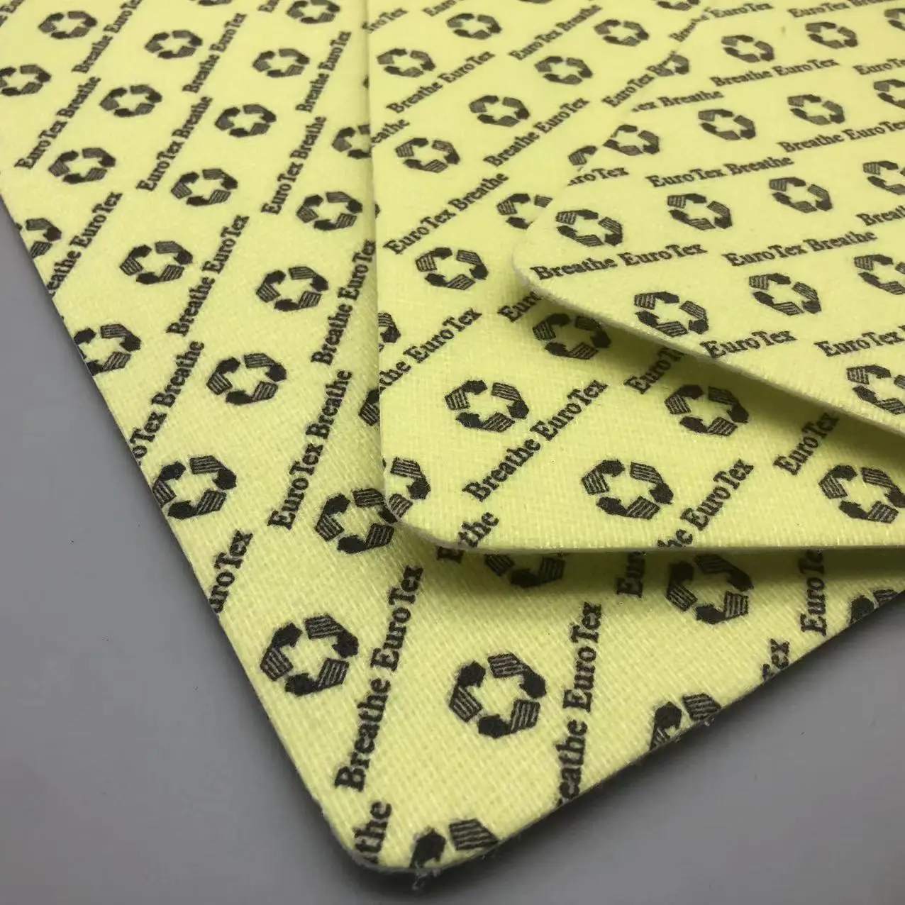 Hot Sale Chinese 0.8mm-4mm Polyester Felt Factory Wholesale 100% Excellent Nonwoven Needle Punched Felt Non Woven Lining Fabric