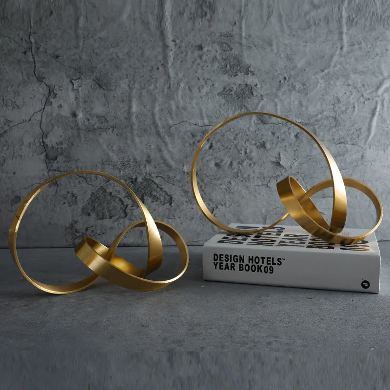 Modern Minimalist Soft Furnishings Accessories Ornaments Metal Twisted Space Creative Desktop Ornaments