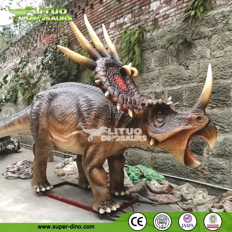 Реалистичная анимированная механическая модель динозавра в натуральную величину
