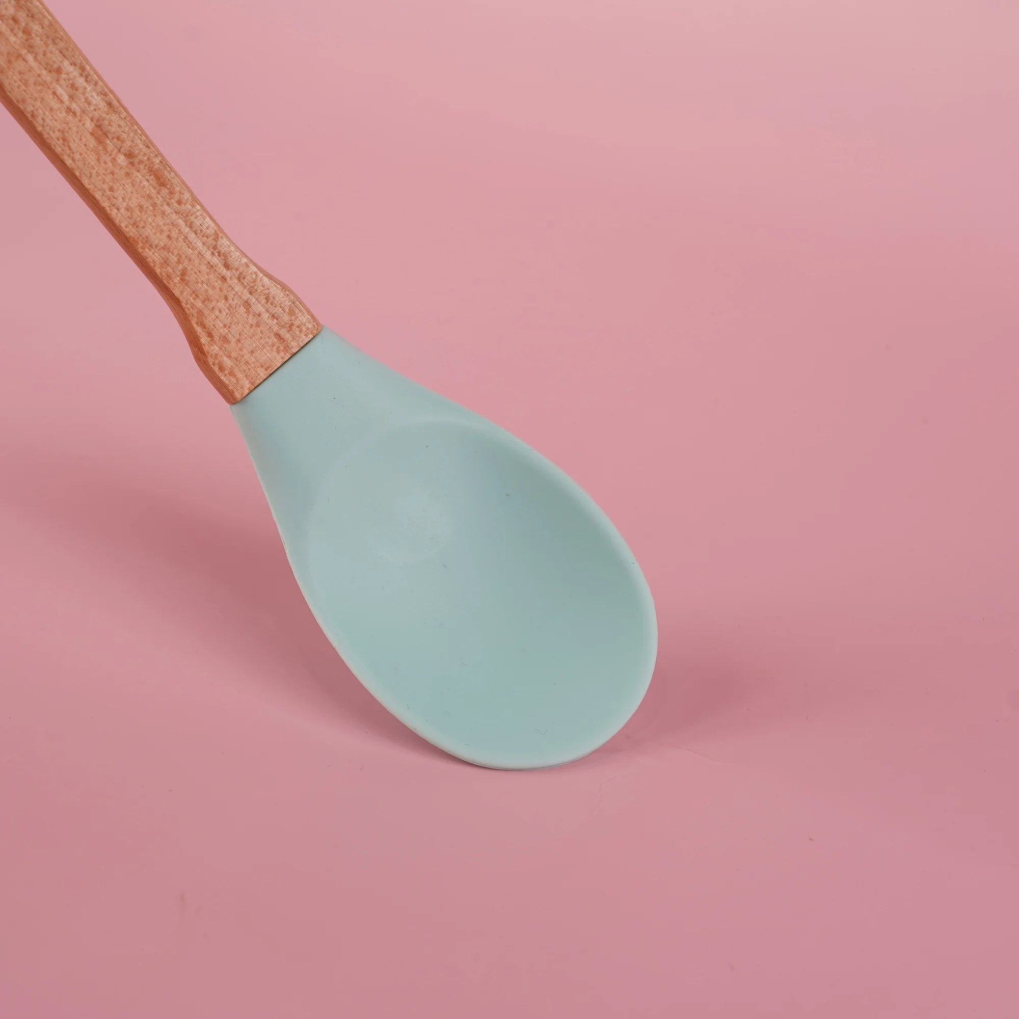 3 Kitchen Utensil Silicone Heat-resistant Non-stick Kitchen Accessory Set Cooking Tool Turner Whisk Spoon Brush Ladle